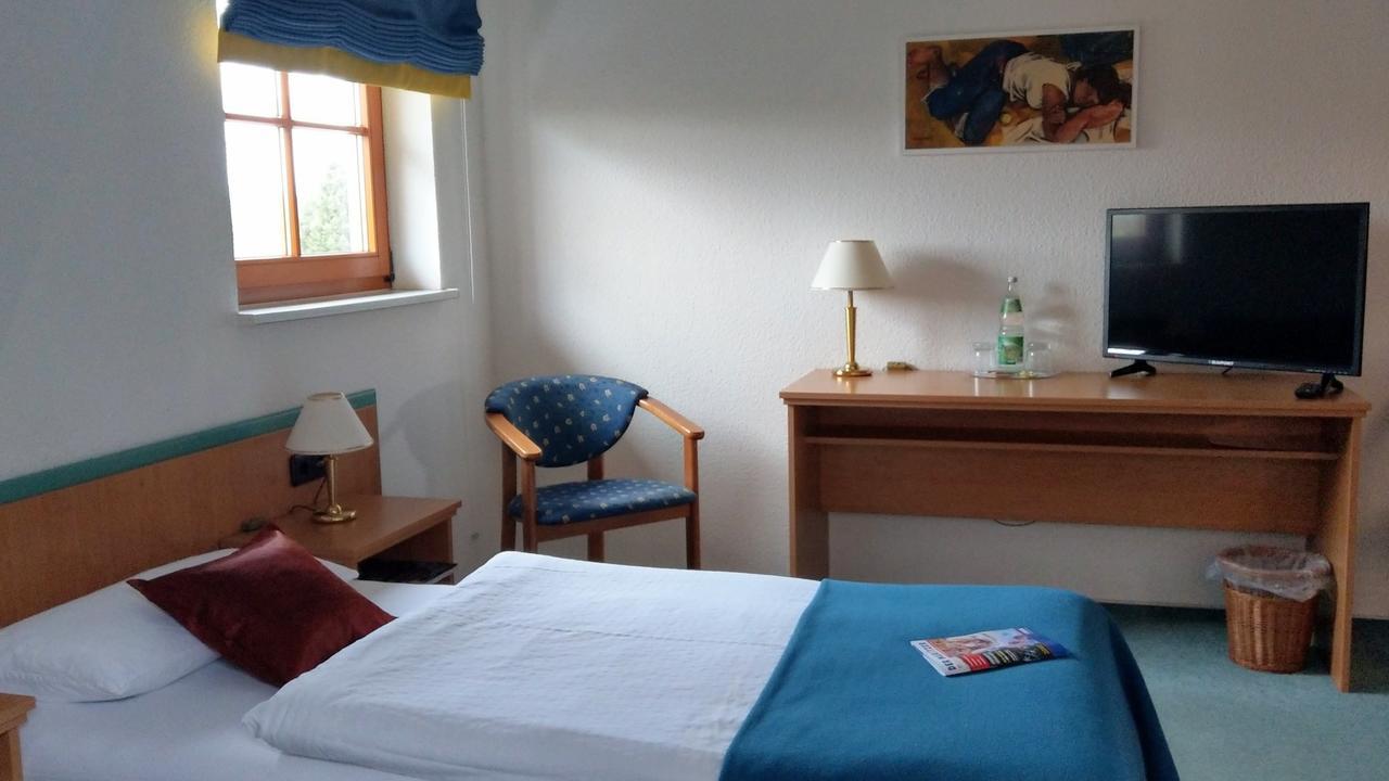 Landpension Zum Kleinen Urlaub Wredenhagen Esterno foto